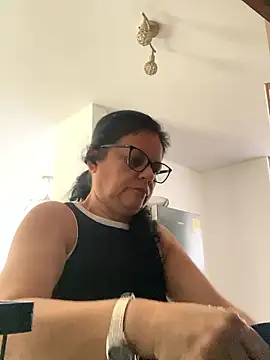 Sharongirl07 online show from 06/20/26, 12:19