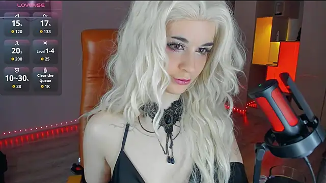 mollyposhh online show from 11/21/25, 07:56