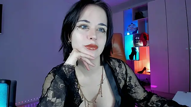 mollyposhh online show from 06/28/26, 07:42