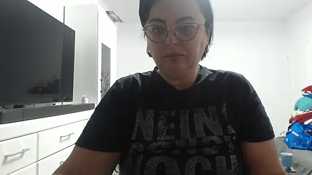 Amandamuller1982 online show from 09/26/25, 09:41