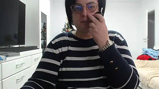 Amandamuller1982 online show from 12/14/25, 09:25