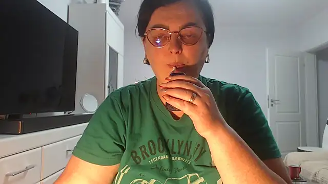 Amandamuller1982 online show from 06/12/26, 07:07
