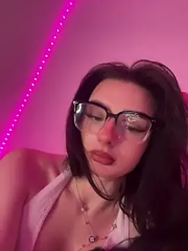Snapshot of AdelinaAlia chatting on 05/16/26, 07:45 AdelinaAlia online show from 05/16/26, 07:45
