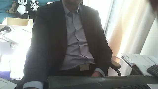 Snapshot of shyfrenchcock1 chatting on 03/07/25, 10:02 shyfrenchcock1 online show from 03/07/25, 10:02