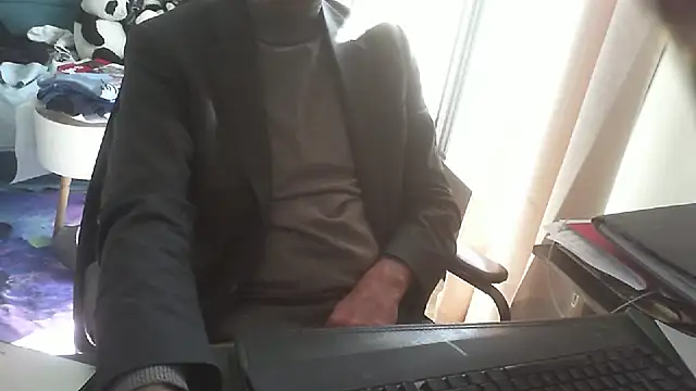 Snapshot of shyfrenchcock1 chatting on 04/03/26, 08:56 shyfrenchcock1 online show from 04/03/26, 08:56