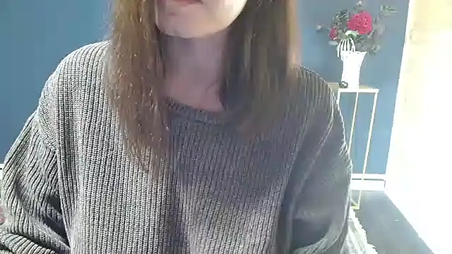 Snapshot of NovaBabe21 chatting on 11/09/25, 11:52 NovaBabe21 online show from 11/09/25, 11:52