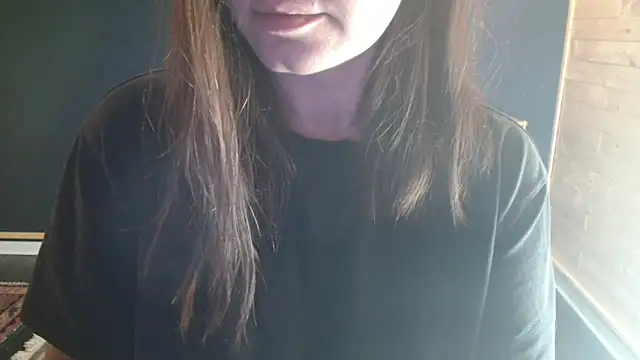 Snapshot of NovaBabe21 chatting on 12/03/25, 05:48 NovaBabe21 online show from 12/03/25, 05:48