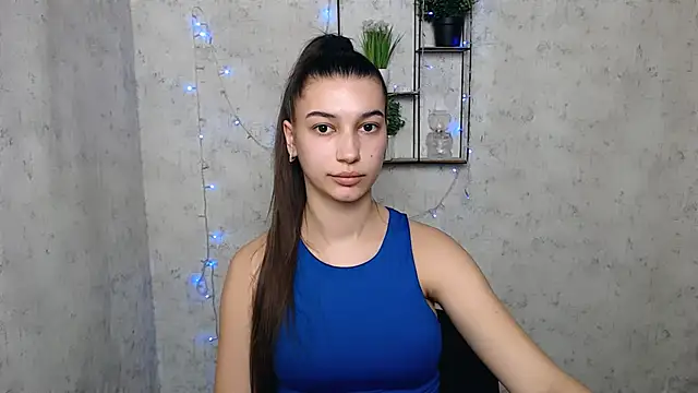 Snapshot of KarolinaRosse_ chatting on 03/10/25, 09:53 KarolinaRosse online show from 03/10/25, 09:53