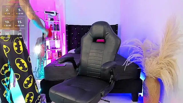 Duriel  online show from 11/05/25, 06:19