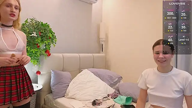 Snapshot of Bella_Murrr chatting on 02/24/25, 12:37 Bella Murrr online show from 02/24/25, 12:37