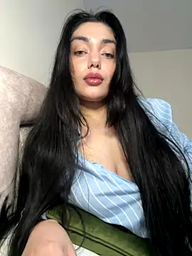 Snapshot of Sweet_Khalifa_ chatting on 09/26/25, 02:43 Sweet Khalifa  online show from 09/26/25, 02:43