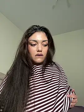 Snapshot of Sweet_Khalifa_ chatting on 07/24/26, 02:15 Sweet Khalifa online show from 07/24/26, 02:15