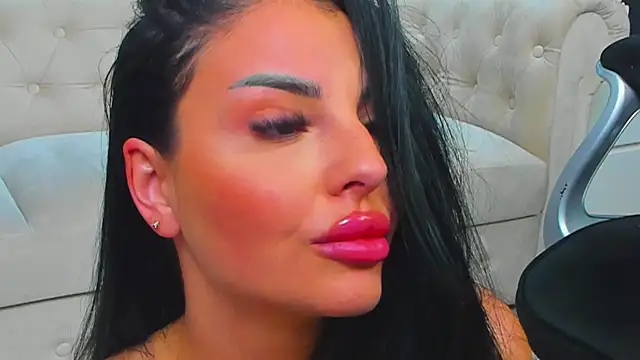 anemarieejolie online show from 02/11/25, 10:18