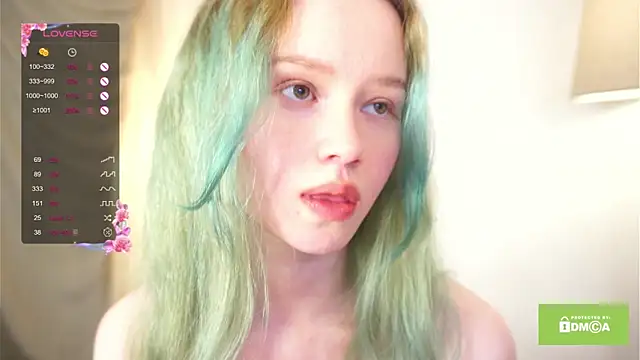 Snapshot of evkasup chatting on 03/19/25, 06:01 evkasup online show from 03/19/25, 06:01