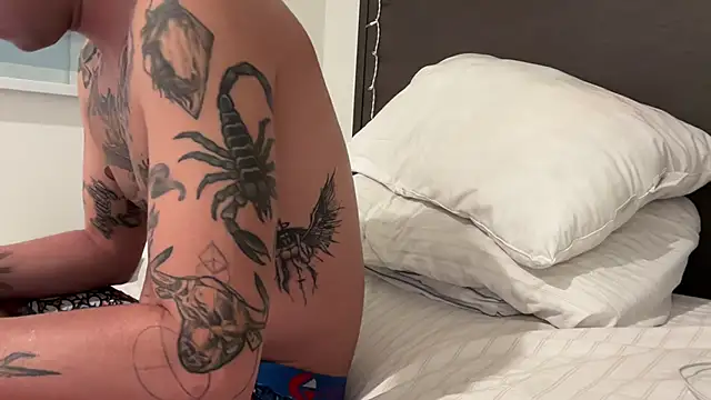 Youngjoshy online show from 12/18/24, 12:40