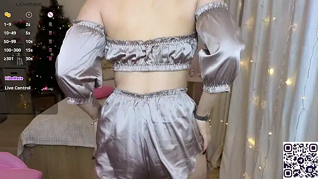 Maya Rave online show from 12/22/24, 06:28