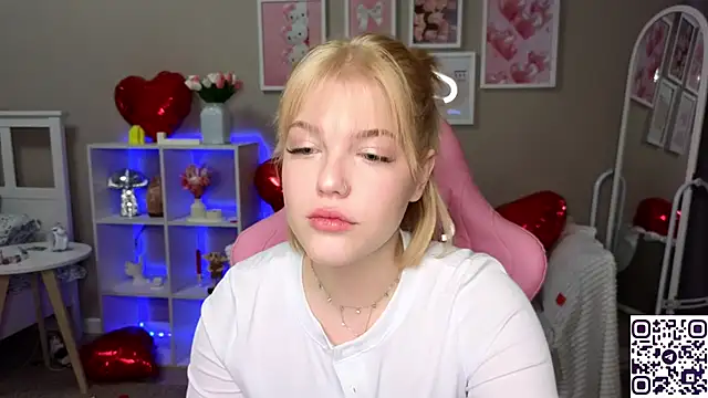 Maya Rave online show from 02/15/25, 03:31