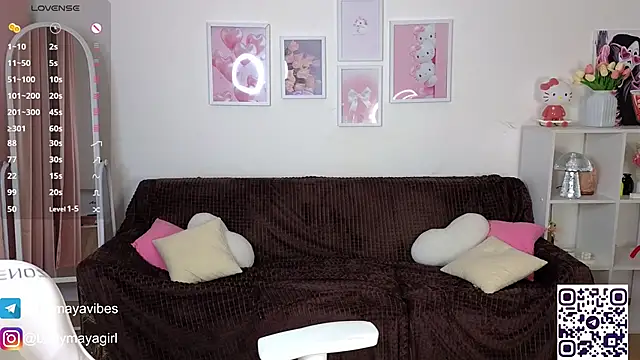 Maya Rave online show from 10/24/25, 03:47