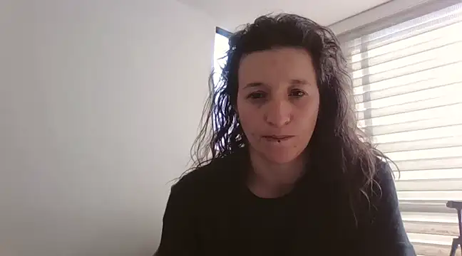 Snapshot of hanamy_joha chatting on 01/13/25, 06:49 hanamy joha online show from 01/13/25, 06:49