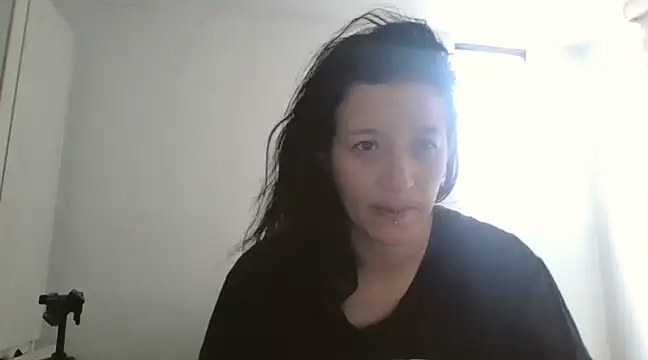 Snapshot of hanamy_joha chatting on 03/12/25, 03:29 hanamy joha online show from 03/12/25, 03:29