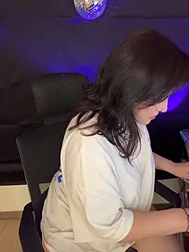 PoliBenett  online show from 11/05/25, 09:48