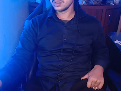 Snapshot of anjonoturno1 chatting on 10/06/25, 05:54 anjonoturno1 online show from 10/06/25, 05:54