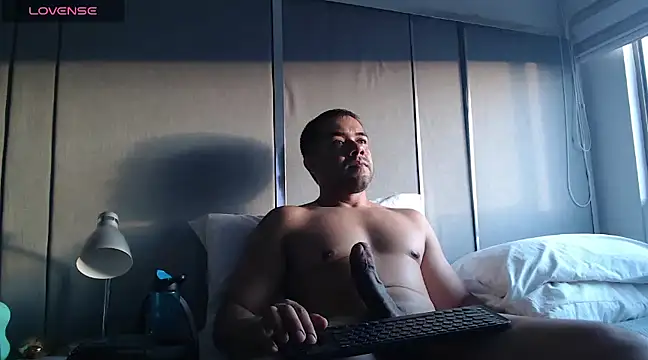 Snapshot of FaustoCock chatting on 01/26/25, 10:46 FaustoCock online show from 01/26/25, 10:46