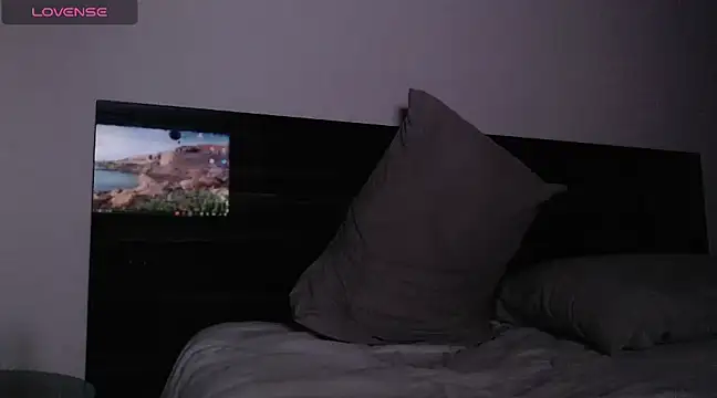 Snapshot of FaustoCock chatting on 02/13/25, 11:26 FaustoCock online show from 02/13/25, 11:26