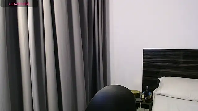 Snapshot of FaustoCock chatting on 03/17/25, 11:53 FaustoCock online show from 03/17/25, 11:53