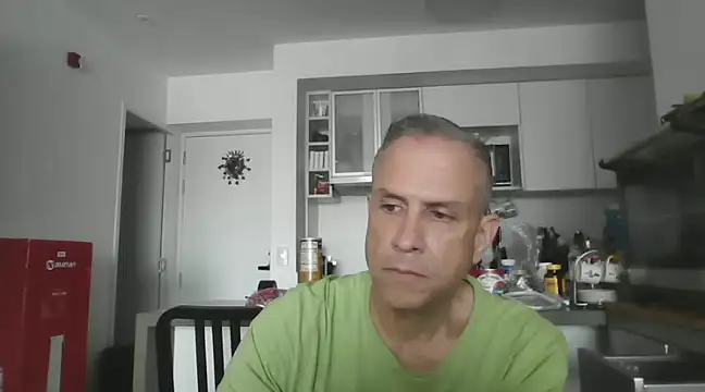 Snapshot of Diegoperrote682661 chatting on 01/06/25, 02:25 Diegoperrote682661 online show from 01/06/25, 02:25