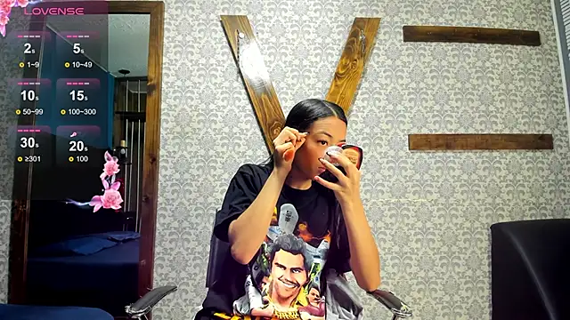 Mia scarlet69 online show from 02/05/25, 12:17