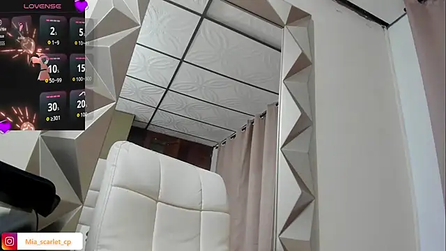 Mia scarlet69 online show from 06/12/26, 12:37