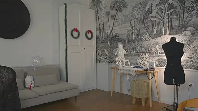 solar bella online show from 12/29/24, 02:10