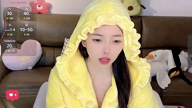 Yilin1999 online show from 03/09/25, 07:23