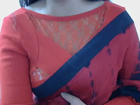 Snapshot of diva-22 chatting on 02/01/25, 01:51 diva-22 online show from 02/01/25, 01:51