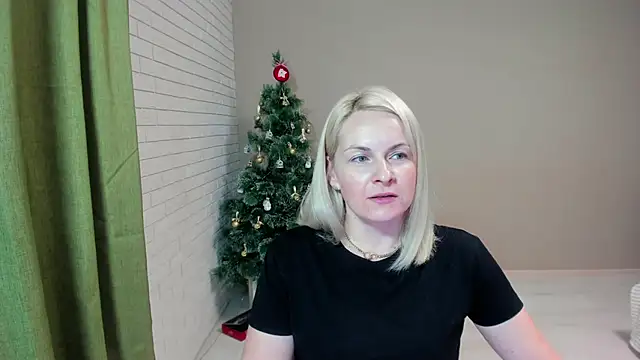 Snapshot of Alicee_Gracee chatting on 01/18/25, 07:26 Alicee Gracee online show from 01/18/25, 07:26