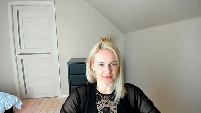 Snapshot of Alicee_Gracee chatting on 02/26/25, 10:26 Alicee Gracee online show from 02/26/25, 10:26