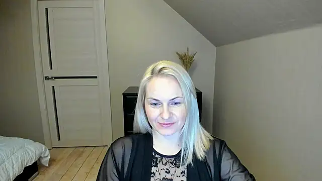Snapshot of Alicee_Gracee chatting on 02/26/25, 06:54 Alicee Gracee online show from 02/26/25, 06:54