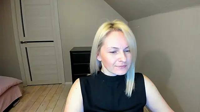 Snapshot of Alicee_Gracee chatting on 03/09/25, 06:43 Alicee Gracee online show from 03/09/25, 06:43