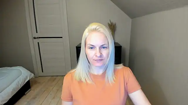Snapshot of Alicee_Gracee chatting on 03/22/25, 06:58 Alicee Gracee online show from 03/22/25, 06:58