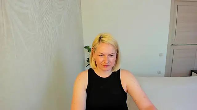 Snapshot of Alicee_Gracee chatting on 05/08/26, 08:08 Alicee Gracee online show from 05/08/26, 08:08