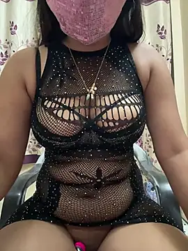 Snapshot of ScarletAss chatting on 07/25/26, 01:30 ScarletAss online show from 07/25/26, 01:30