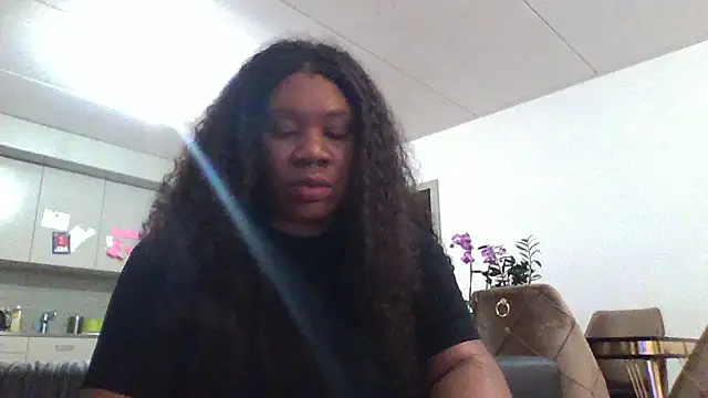 Snapshot of bonbonaumiel chatting on 12/06/24, 06:39 bonbonaumiel online show from 12/06/24, 06:39