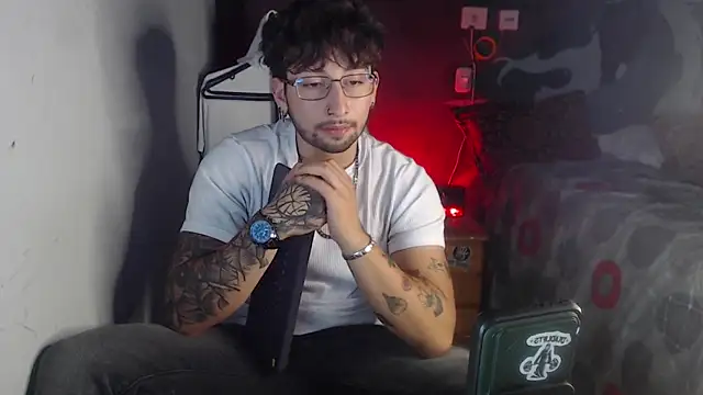 Dereck Dickson online show from 11/23/25, 06:13