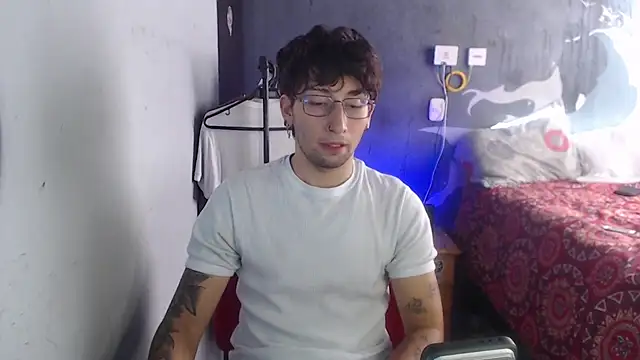 Dereck Dickson online show from 12/02/25, 06:47