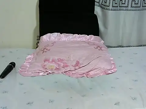 Sassyever online show from 12/15/25, 12:48