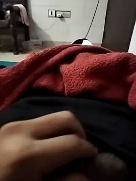 delhiboyooo online show from 12/17/24, 05:36