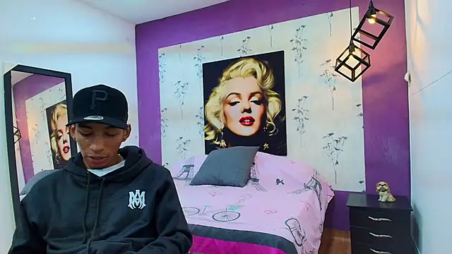 alejandro king1 online show from 02/17/25, 12:38