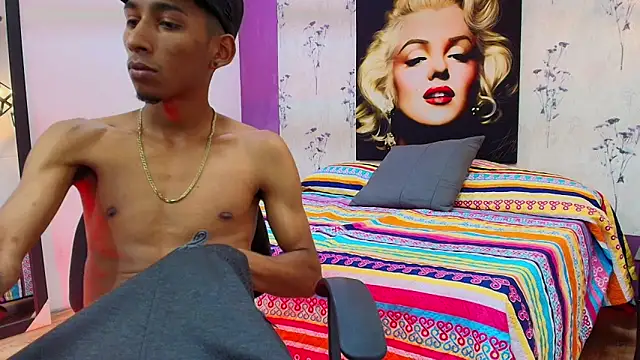 alejandro king1 online show from 02/24/25, 03:53