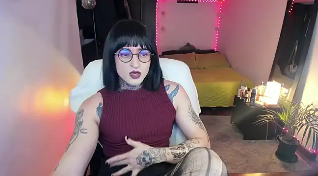 ShiiraVelkor online show from 03/01/25, 01:07